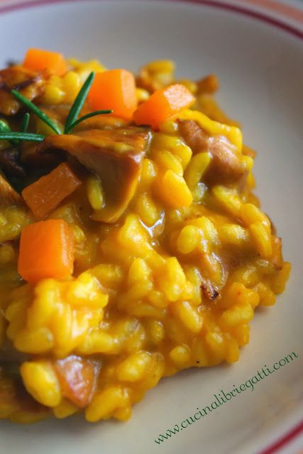 risotto funghi zafferano zucca finferli gallinacci primo ricetta vegetariana