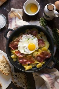Uova speck e patate 3 uova speck e patate