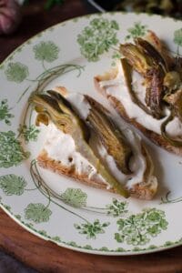 bruschetta con carciofi