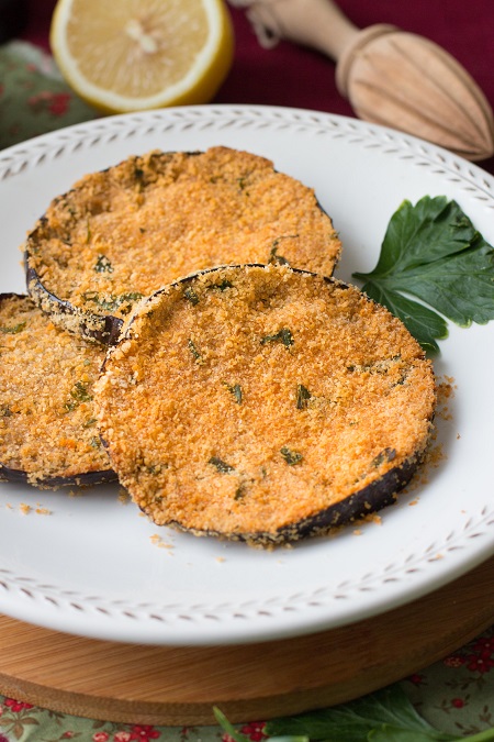 Cotolette di melanzane senza uova 2 cotolette di melanzane senza uova